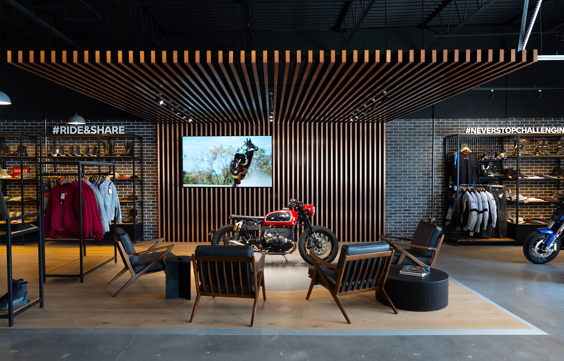 Roswell-Fireplace Area